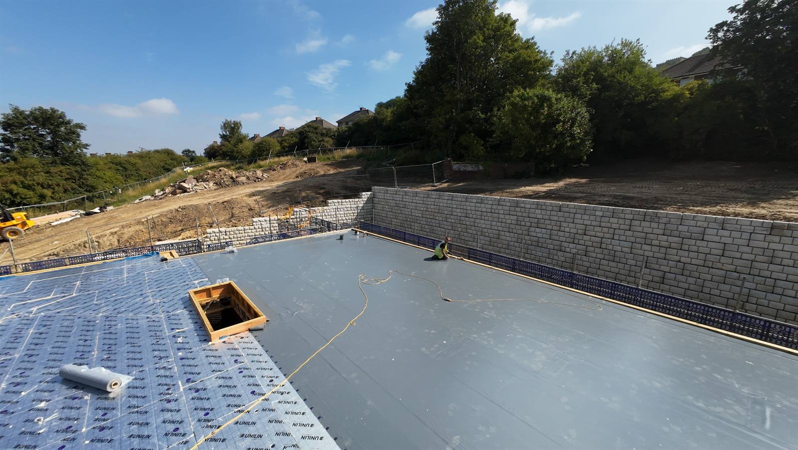 Flat roof leak detection